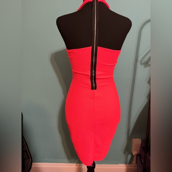 #27 Electric Pink dress - Picture 4 of 10